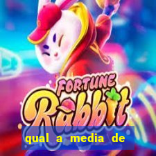 qual a media de escanteio por jogo